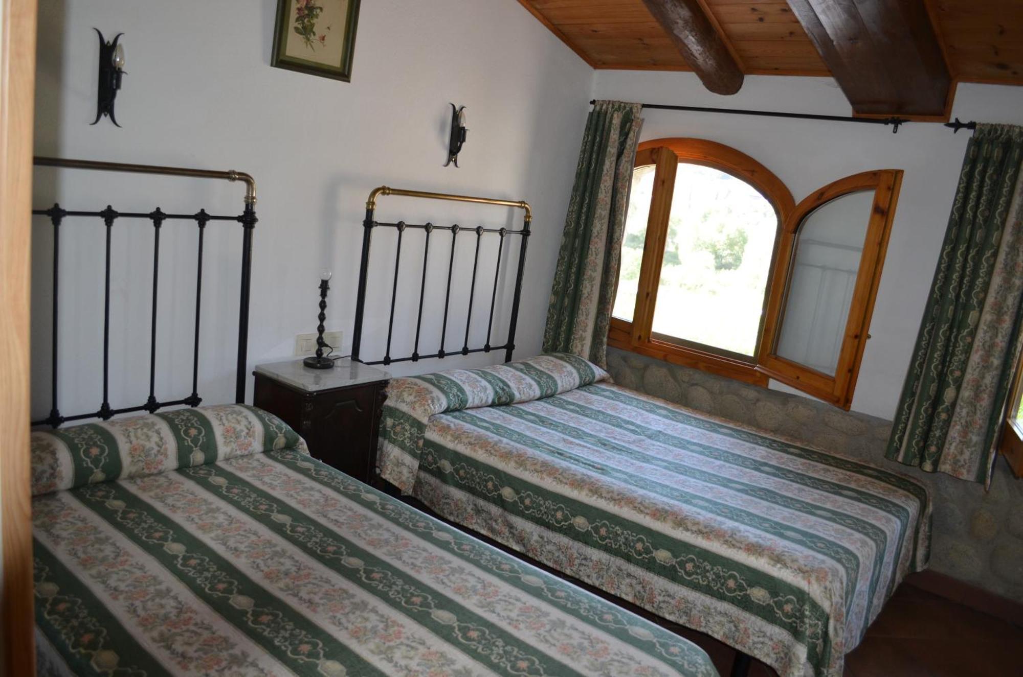Casa Rural La Vall Del Cadi La Seu d'Urgell Luaran gambar