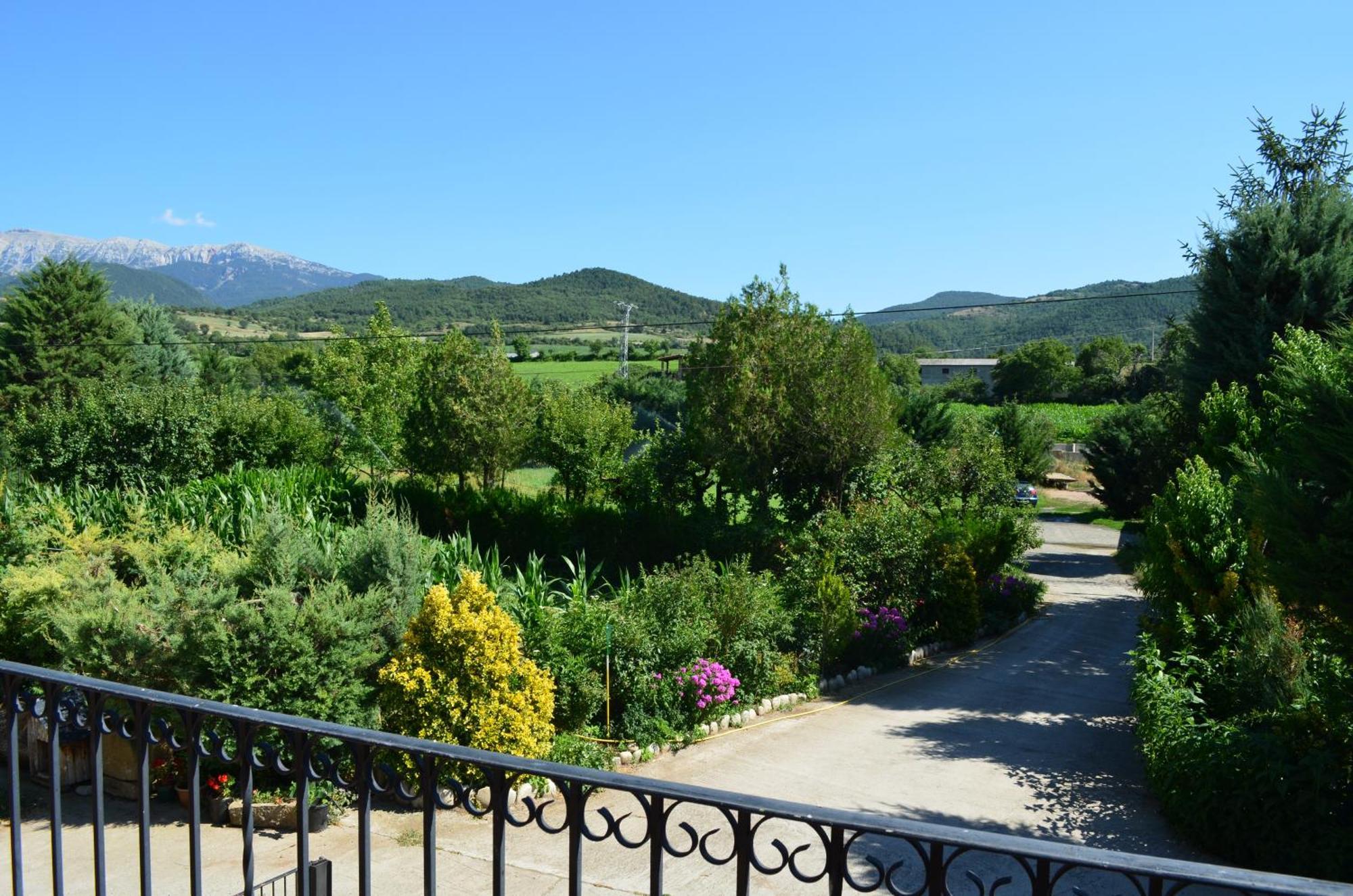 Casa Rural La Vall Del Cadi La Seu d'Urgell Luaran gambar